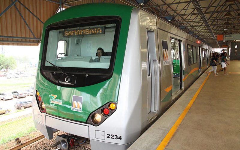 Metroviários do DF aprovam greve por tempo indeterminado