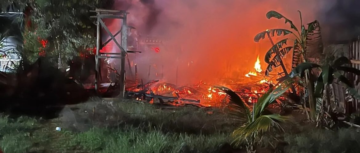 Incêndio atinge residência em Samambaia